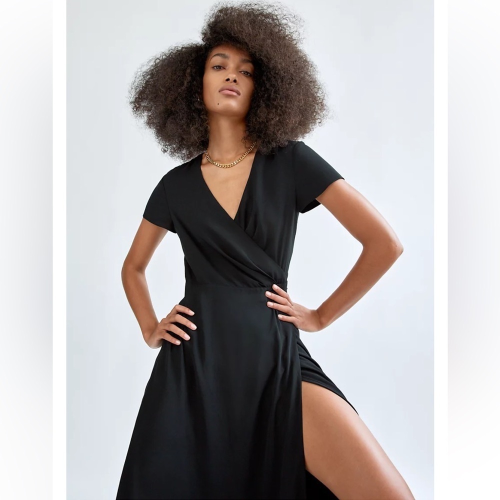 Aritzia Babaton Black High Slit Wrap Dress Sz 2XS